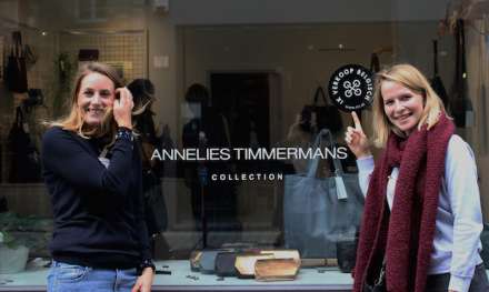 Al mensen vragen vanwaar men handtas komt, antwoord ik vol trots: Annelies Timmermans. (Foto © Tara Boutaleb)