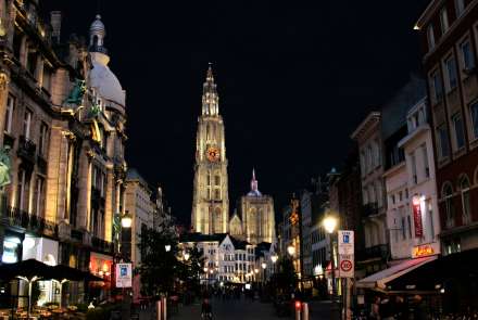 Nieuw lichtplan voor de kathedraal van Antwerpen
