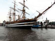 De Amerigo Vespucci, het opleidingsschip van de Italiaanse marine