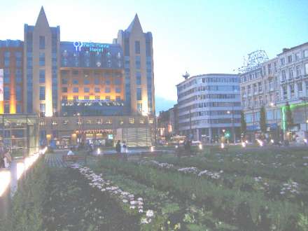 Astridplein aan centraal station van Antwerpen