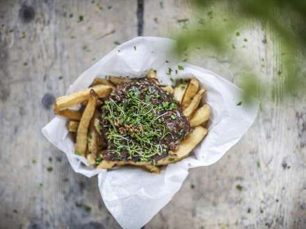 Frites Atelier - frietje met stoofvlees