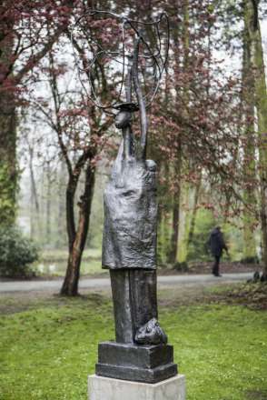 De Kongolese Korfdraagster van Floris Jespers