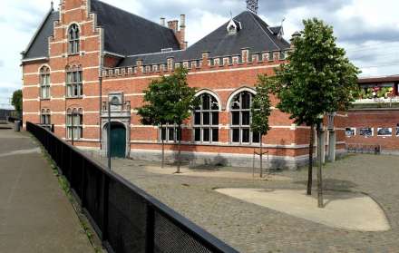 Club Lagare 27 op het Damplein